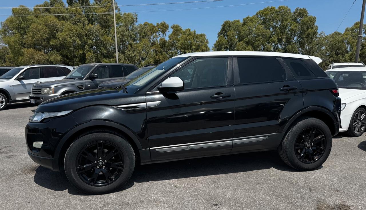 Land Rover Range Rover Evoque 2.2 TD4 5p. Pure