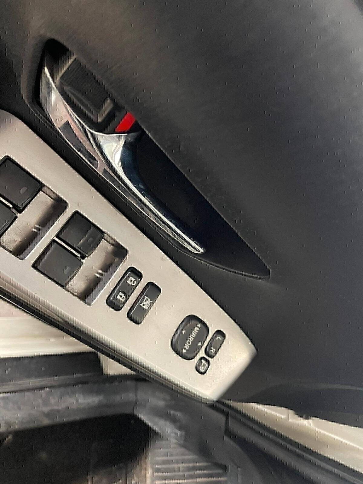 Toyota Prius 1.8 Active 7 POSTI LIBRETTO TAGLIANDI TOYOTA
