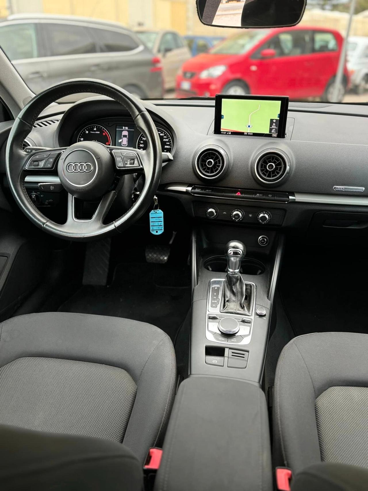 Audi A3 1.6 TDI 116 CV Business