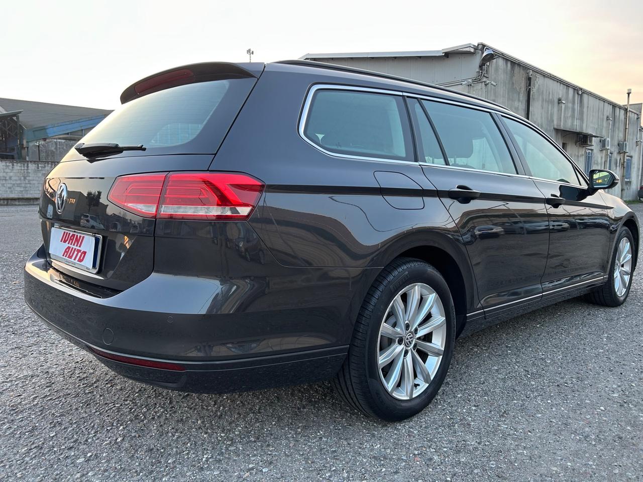 Volkswagen Passat Variant 1.6 TDI DSG Business