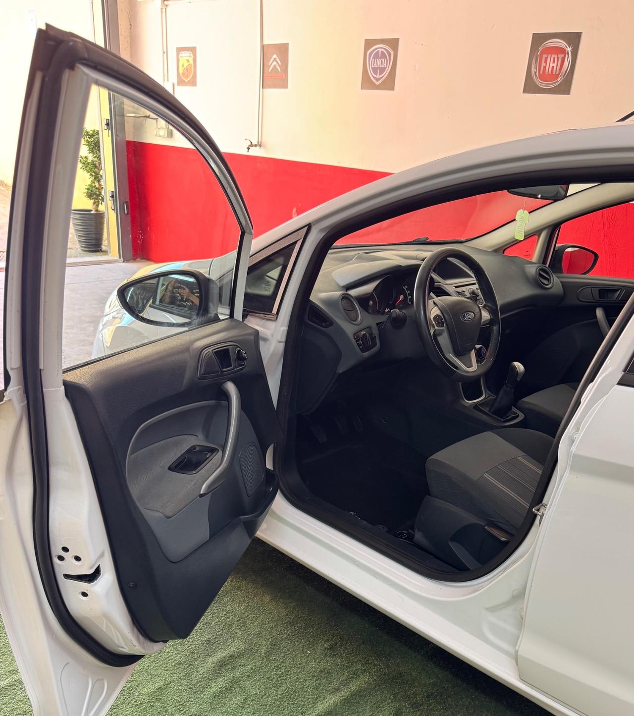 Ford Fiesta Fiesta 1.2 BENZINA 82 CV,100000 CHILOMETRI