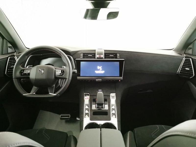 DS DS 7 1.6 e-tense phev Performance Line+ 4x4 300cv auto