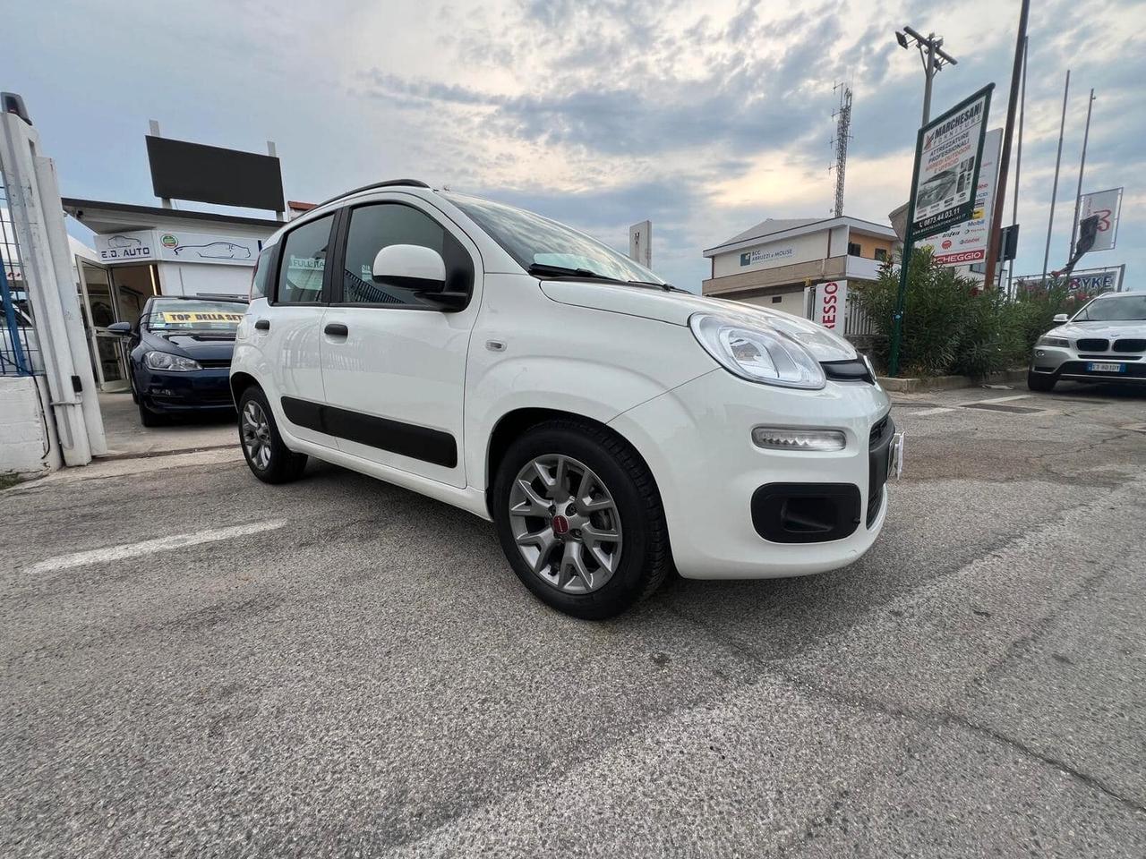 FIAT PANDA HYBRID VETTURA CON SOLI 35000KM UNICO PROPRIETARIO