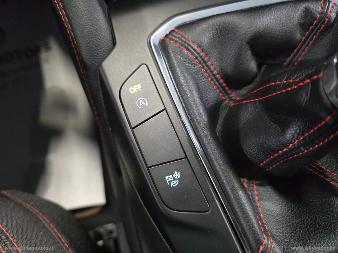 FORD Kuga 2.0 EcoBlue Hybrid 150CV 2WD ST-L.