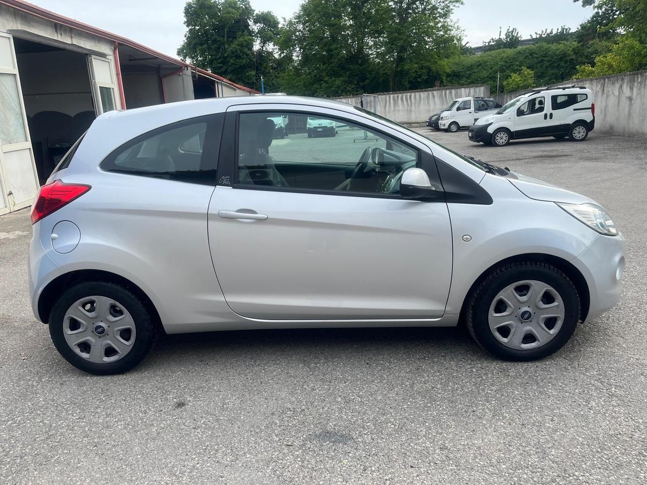 Ford ka 1.2 benz .-full opt-2013