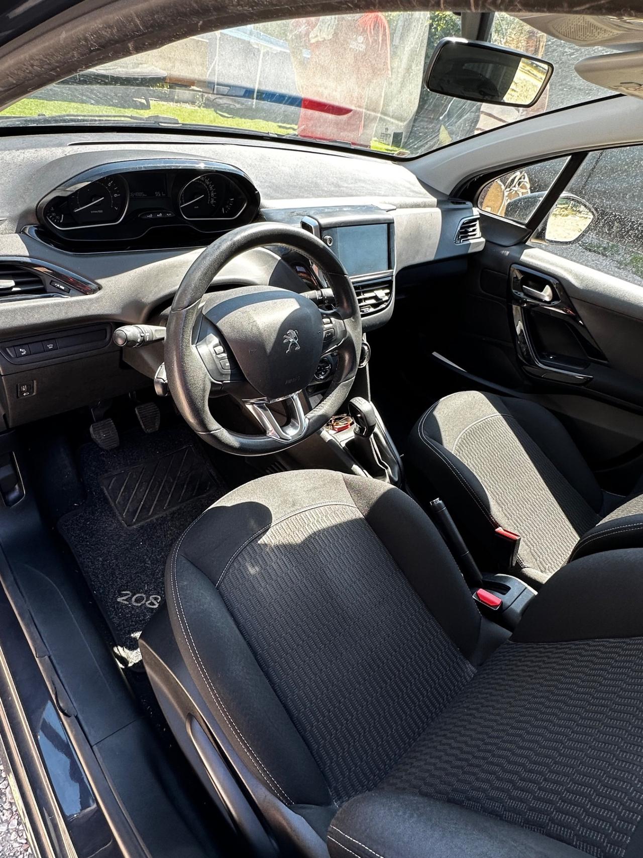 Peugeot 208 PureTech 82 Stop&Start 5 porte Allure
