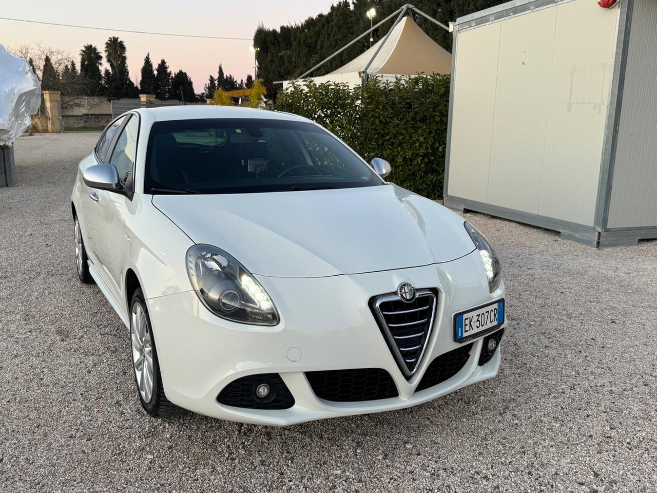 Alfa Romeo Giulietta 2.0 JTDm-2 140 CV Distinctive