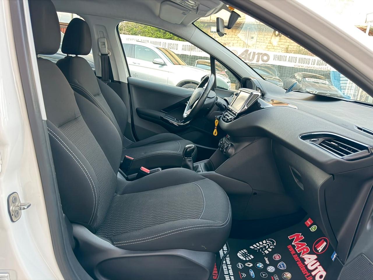 Peugeot 208 Allure AUTOCARRO 5 POSTI