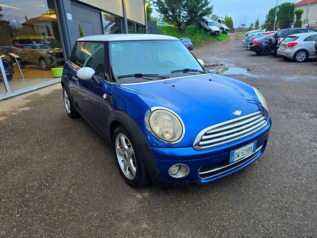 Mini COOPER D 1.6 110CV CHILI