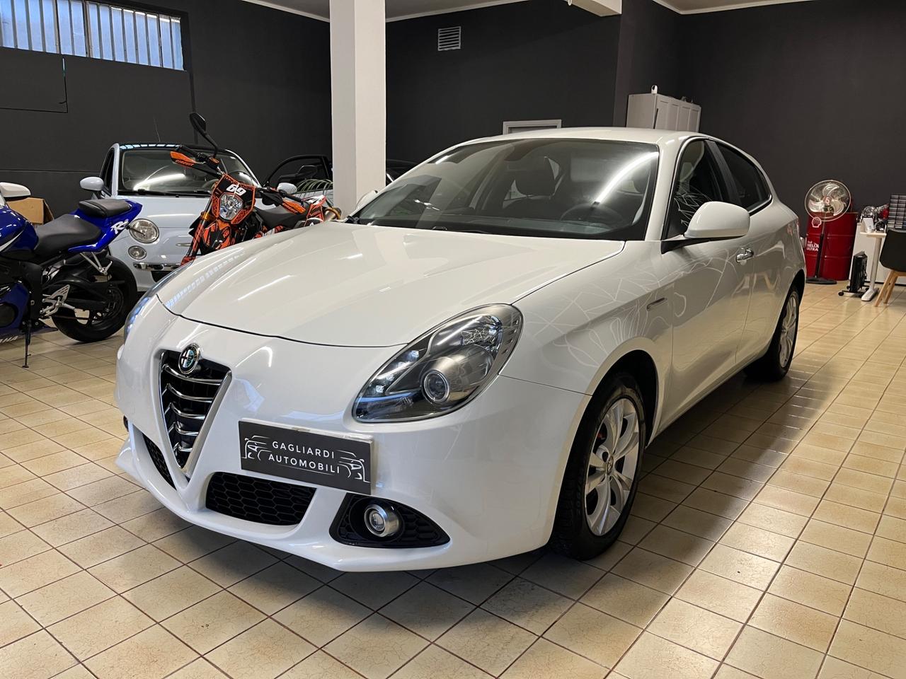 Alfa Romeo Giulietta 1.6 JTDm-2 105 CV Exclusive