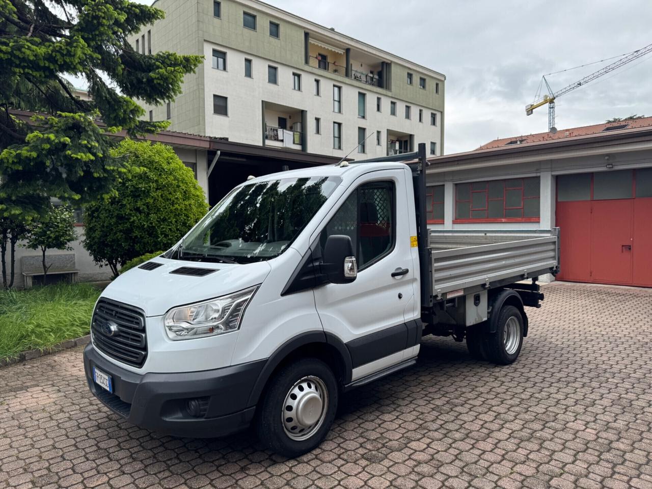 FORD TRANSIT RIBALTABILE Euro6
