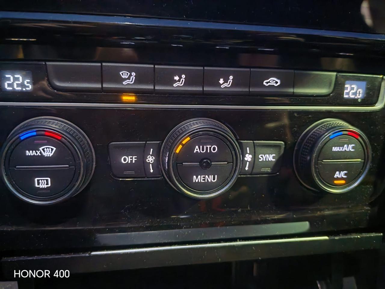 Volkswagen Golf GTI Performance 2.0 245 CV TSI DSG 5p. BMT