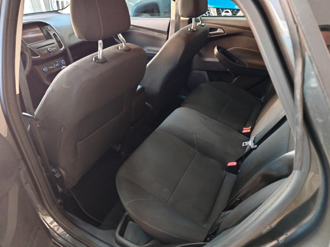 Ford Focus 1.6 120 CV GPL Titanium