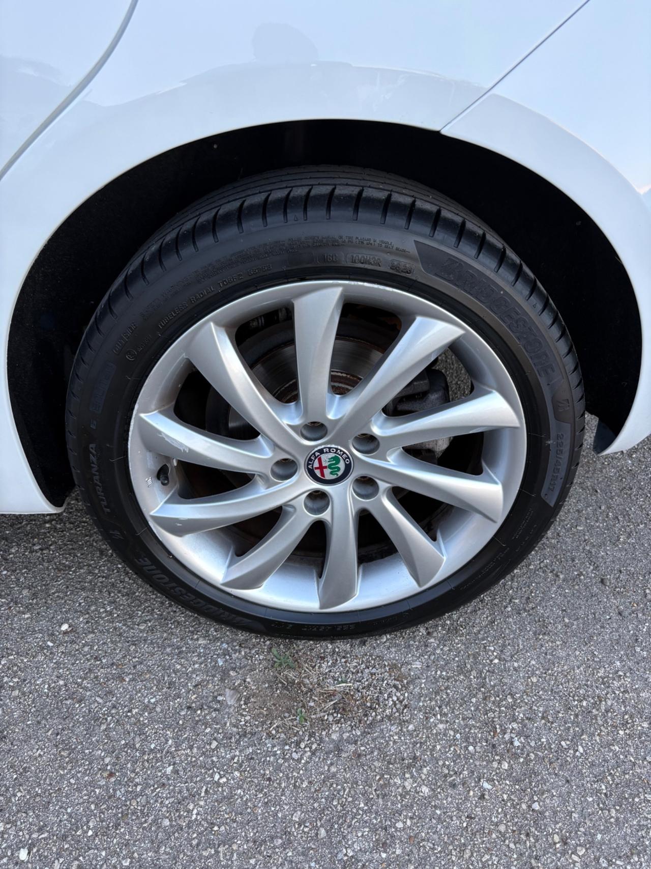 Alfa Romeo Giulietta 1.6 JTD zero lavori da fare