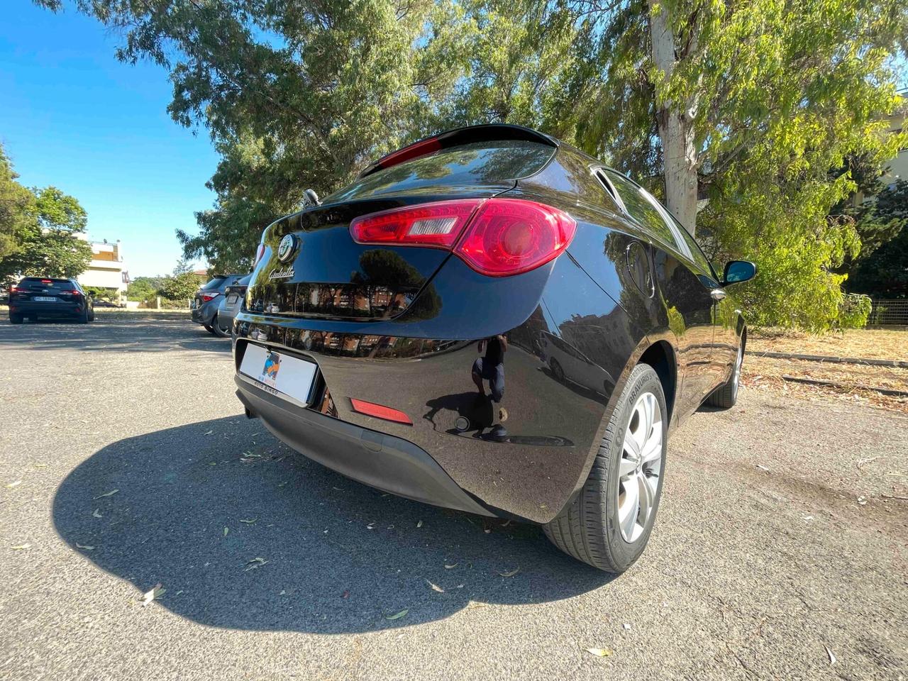 Alfa Romeo Giulietta 1.6 JTDm-2 105 CV Distinctive NEOPATENTATI