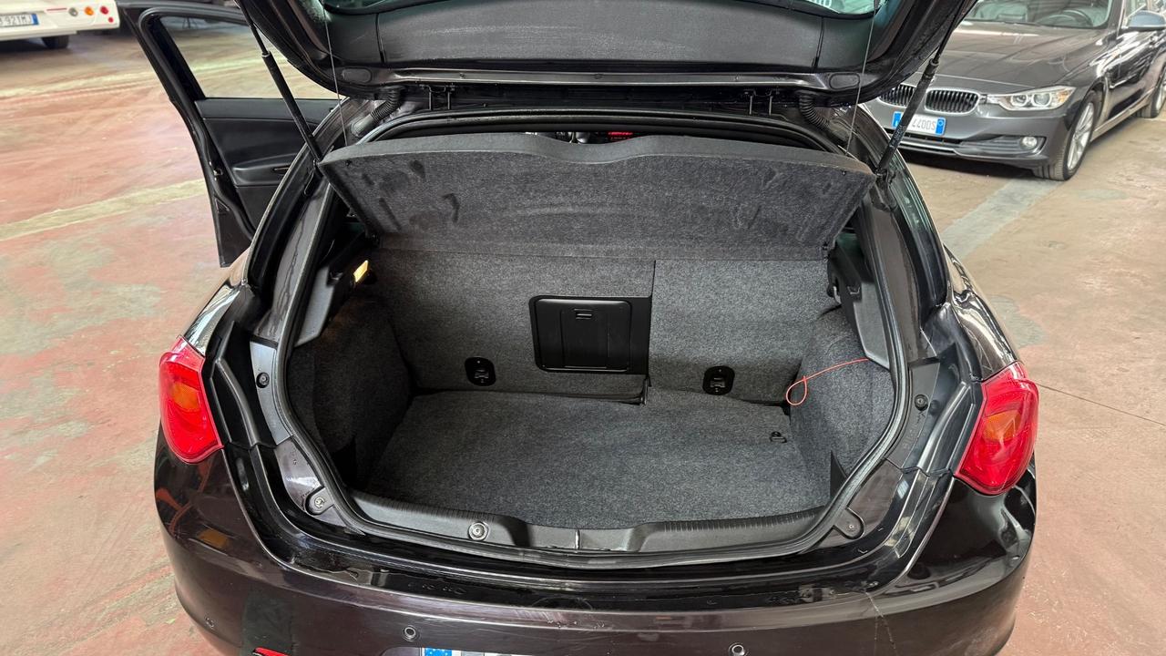 Alfa Romeo Giulietta 2.0 JTDm-2 140 CV Veloce