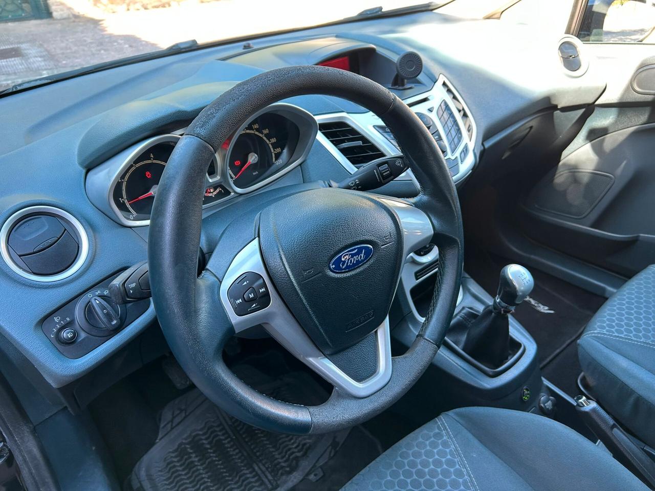 Ford Fiesta 1.4 5 porte Bz.- GPL Titanium
