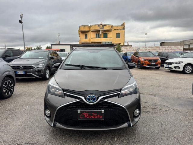 TOYOTA Yaris 1.5 Hybrid 5 porte Trend "Platinum Edition"