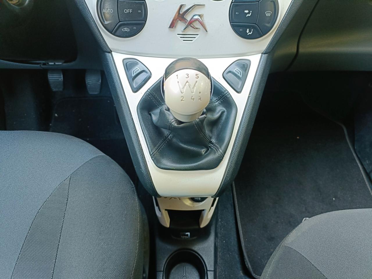 Ford Ka Ka+ 1.2 8V 69CV Titanium