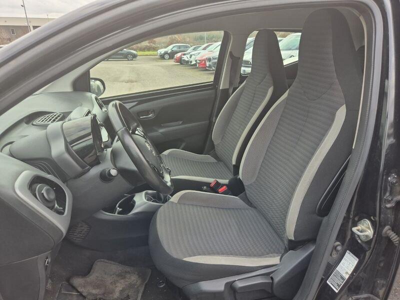 Toyota Aygo Aygo Connect 1.0 VVT-i 72CV 5 porte x-business