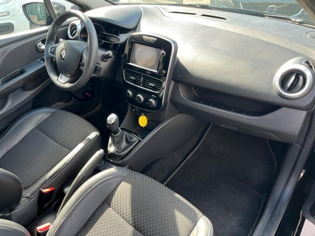 Renault Clio 1.2 16v Duel 75cv