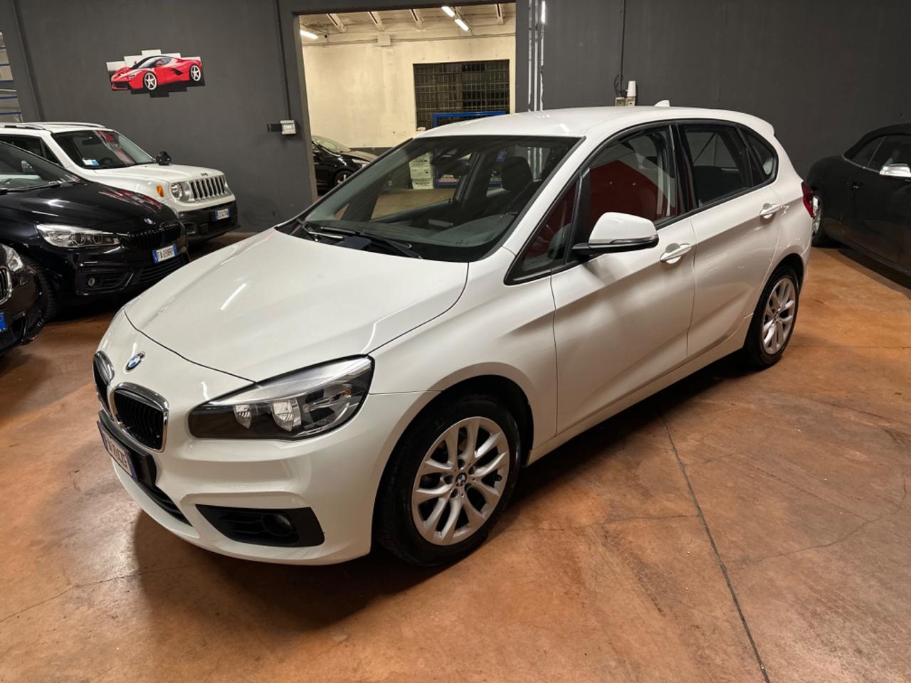 Bmw 2er Active Tourer 214d Advantage