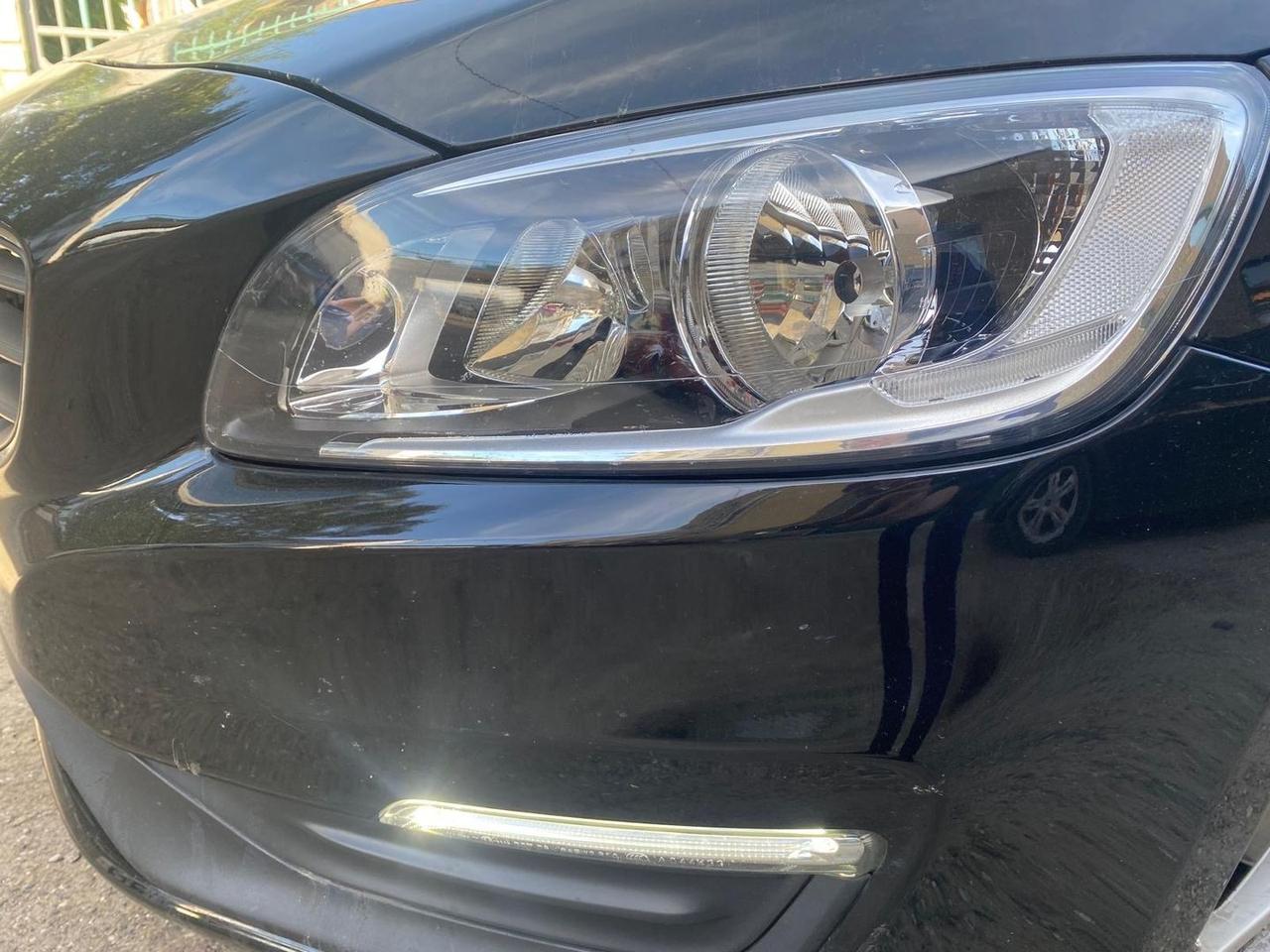 Volvo V60 Kinetic 2.0 D2 #7478