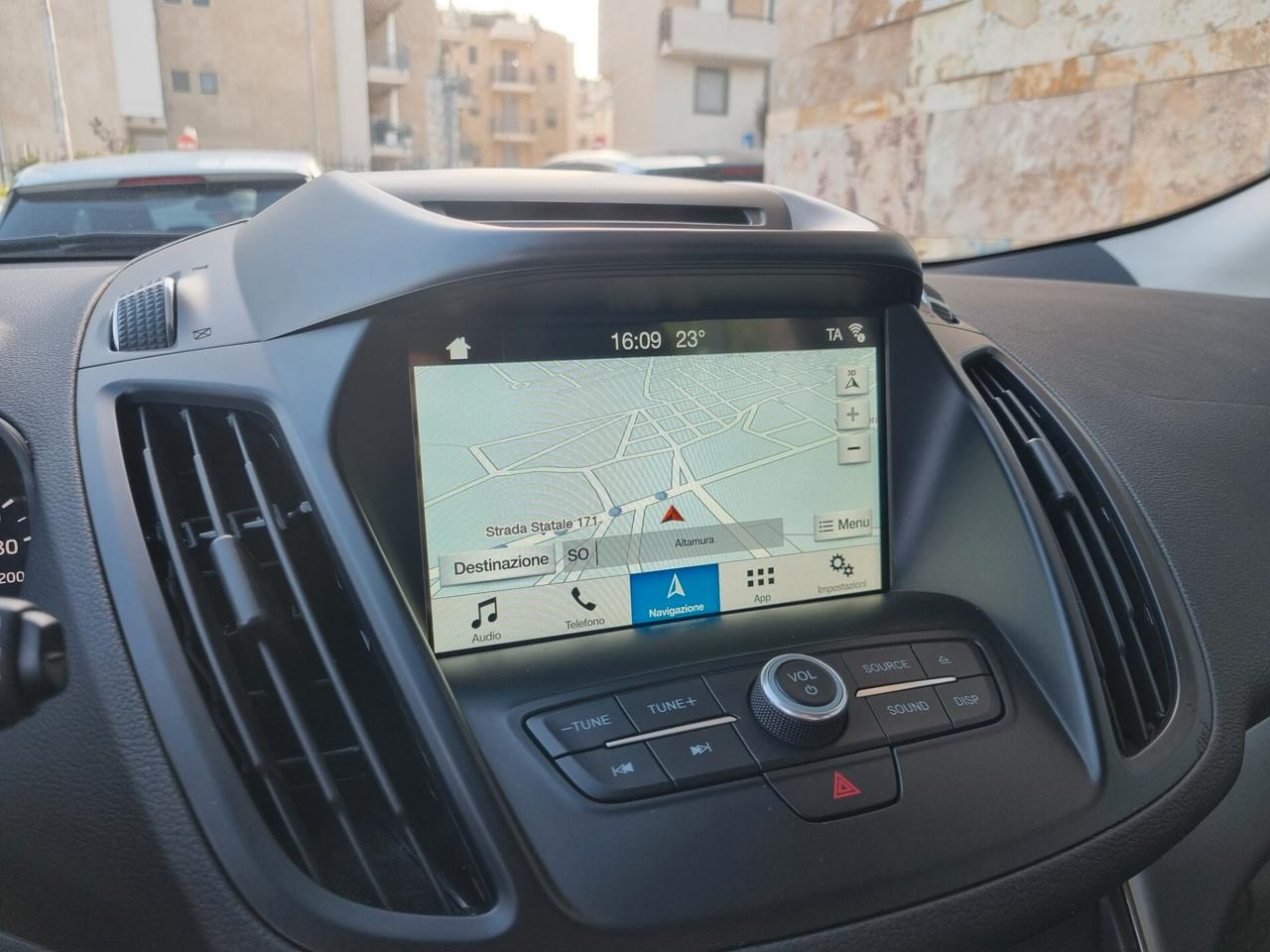 Ford Kuga 1.5 TDCI 120 CV S&S 2WD Powershift Business