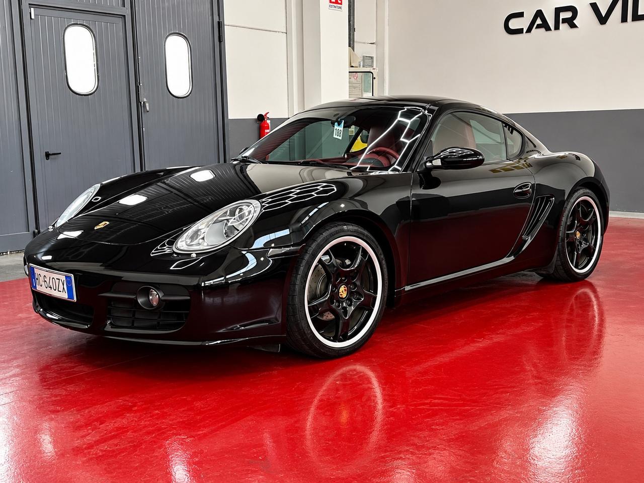 Porsche Cayman 2.7
