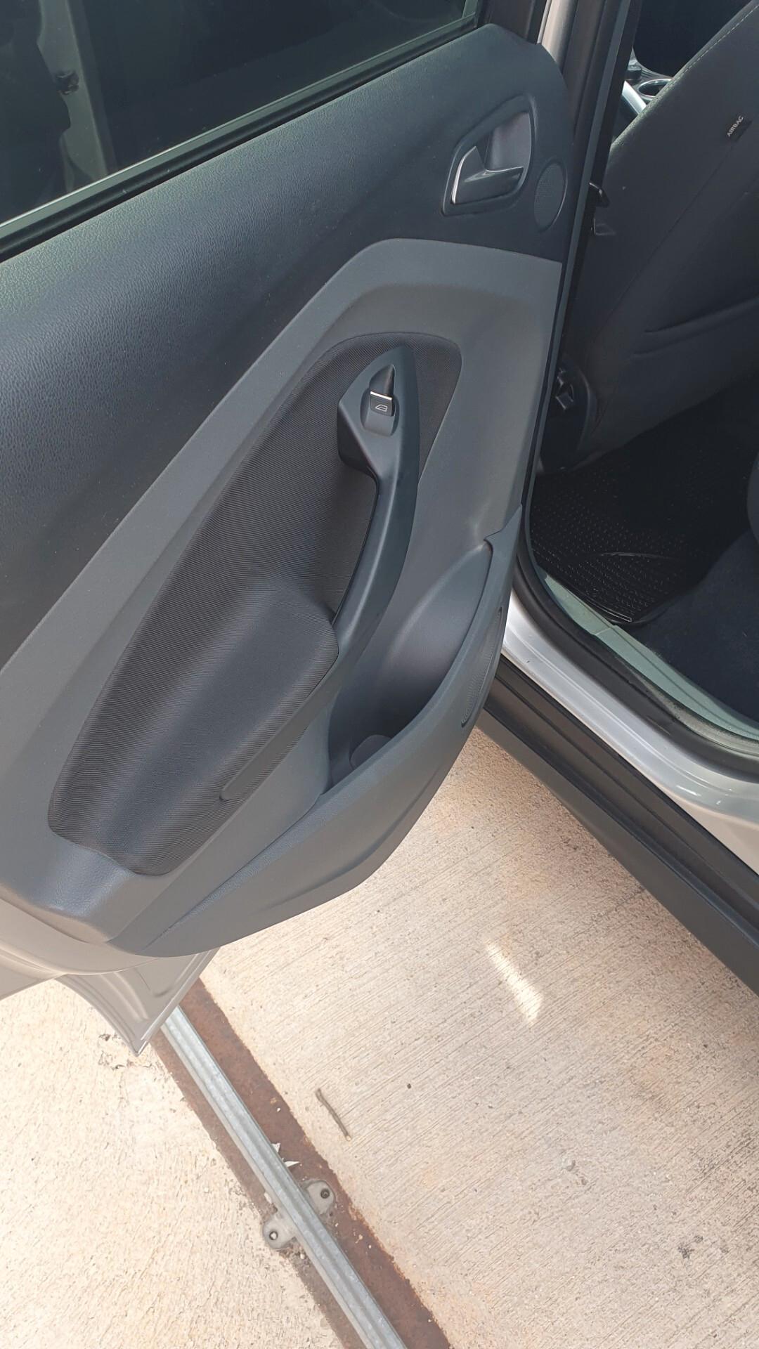 Ford C-Max 1.6 TDCi 115CV Titanium