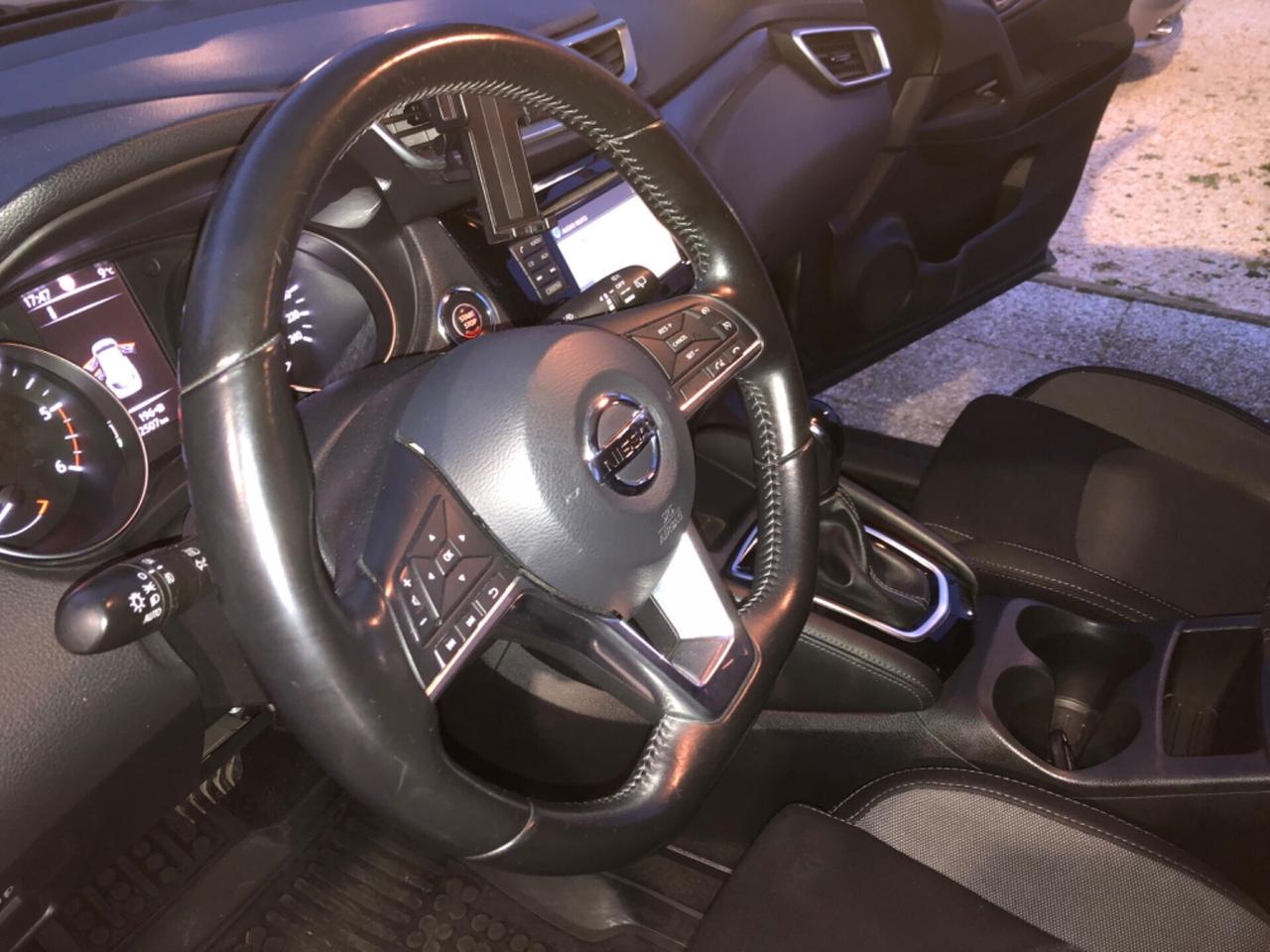 QASHQAI 1.6 DCi N-CONNECTA - TETTO PANORAMICO