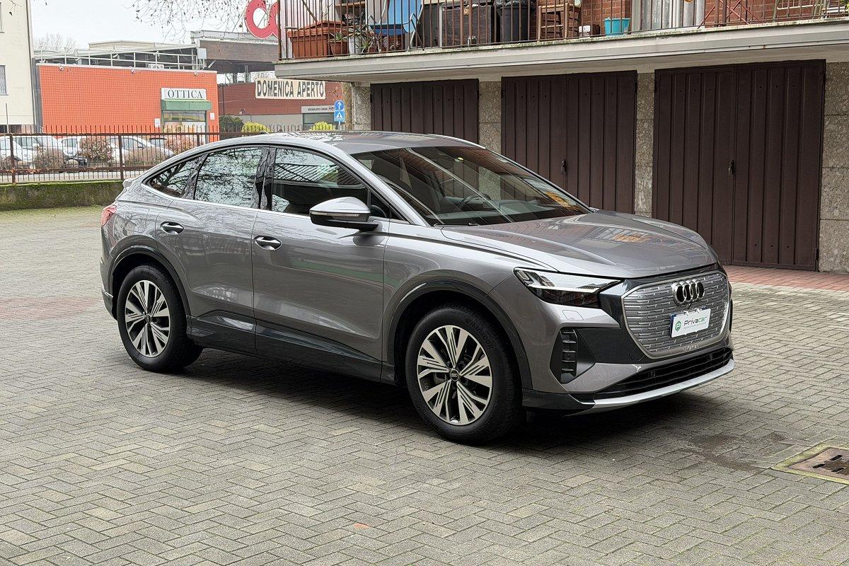 AUDI Q4 SPB 40 e-tron Business Advanced