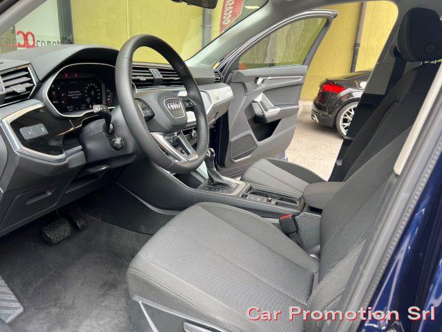 AUDI Q3 35 TDI Business Advanced