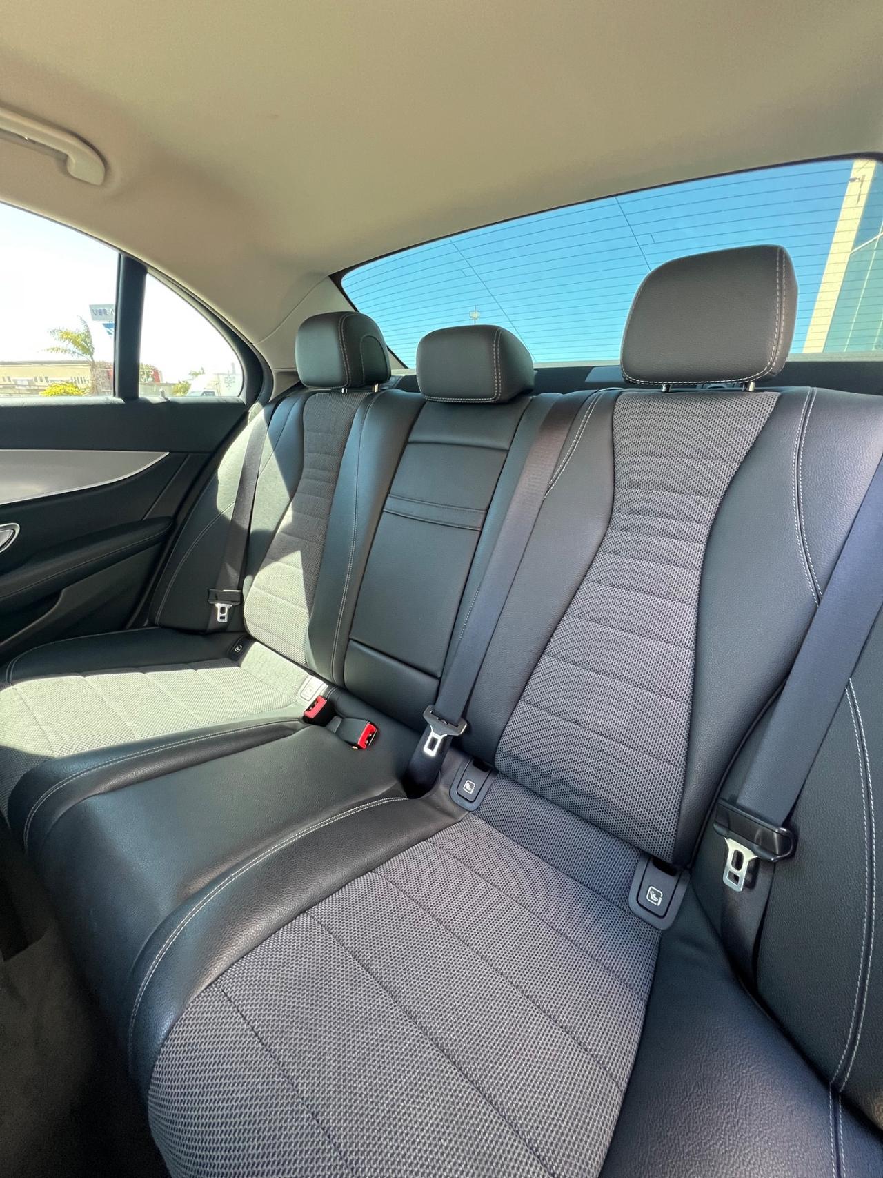 Mercedes-benz E 220 d 4Matic Auto Premium
