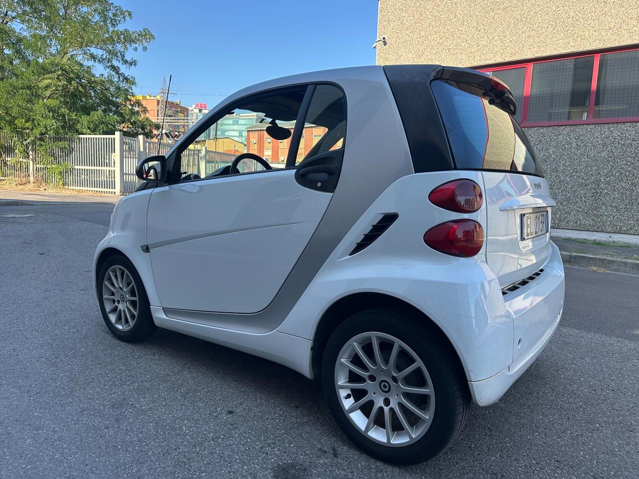 Smart ForTwo 1000 52 kW MHD coupé passion - euro 5