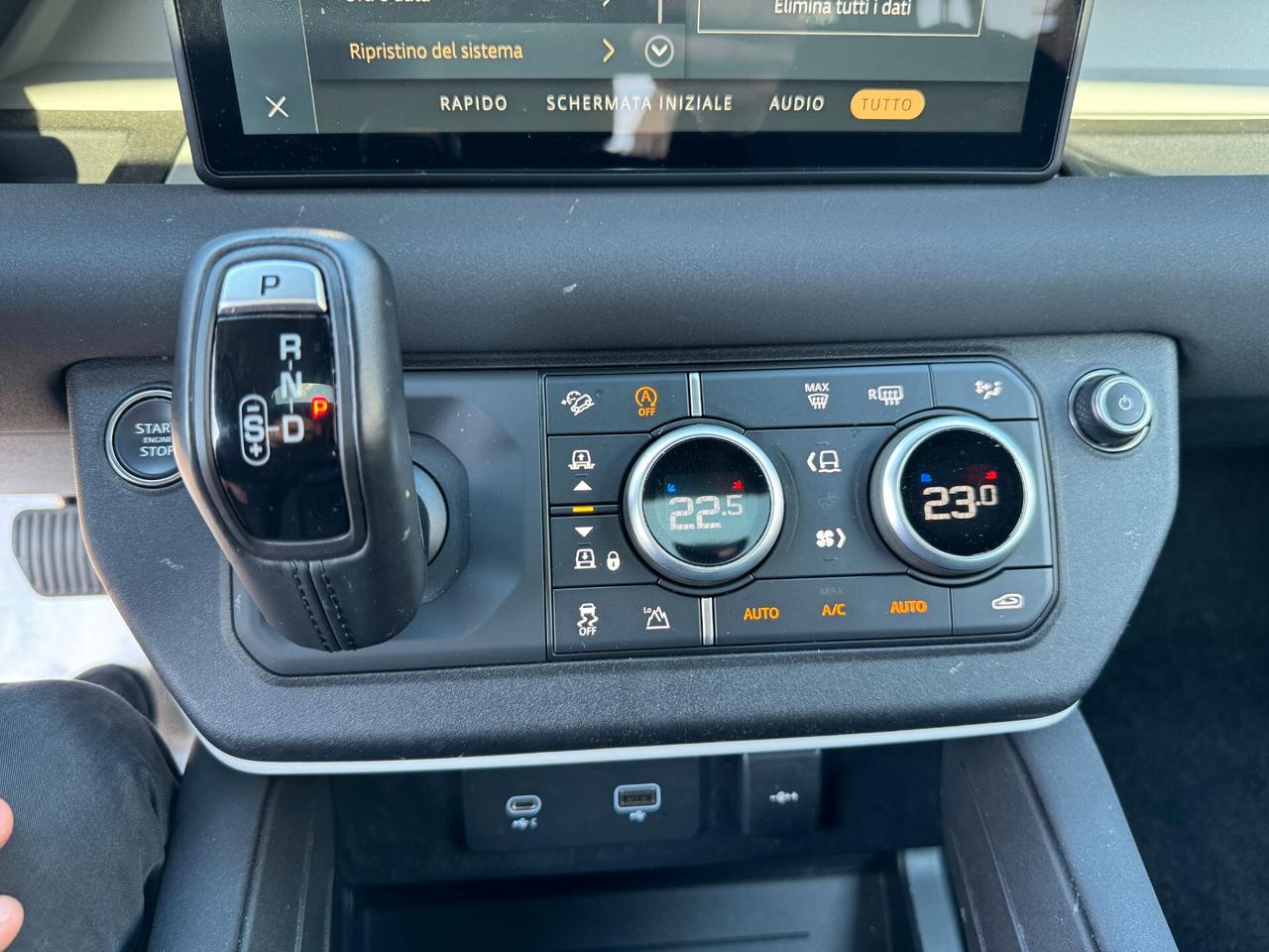 Land Rover Defender 110 3.0d i6 mhev 200cv auto 7pti TETTO GANCIO