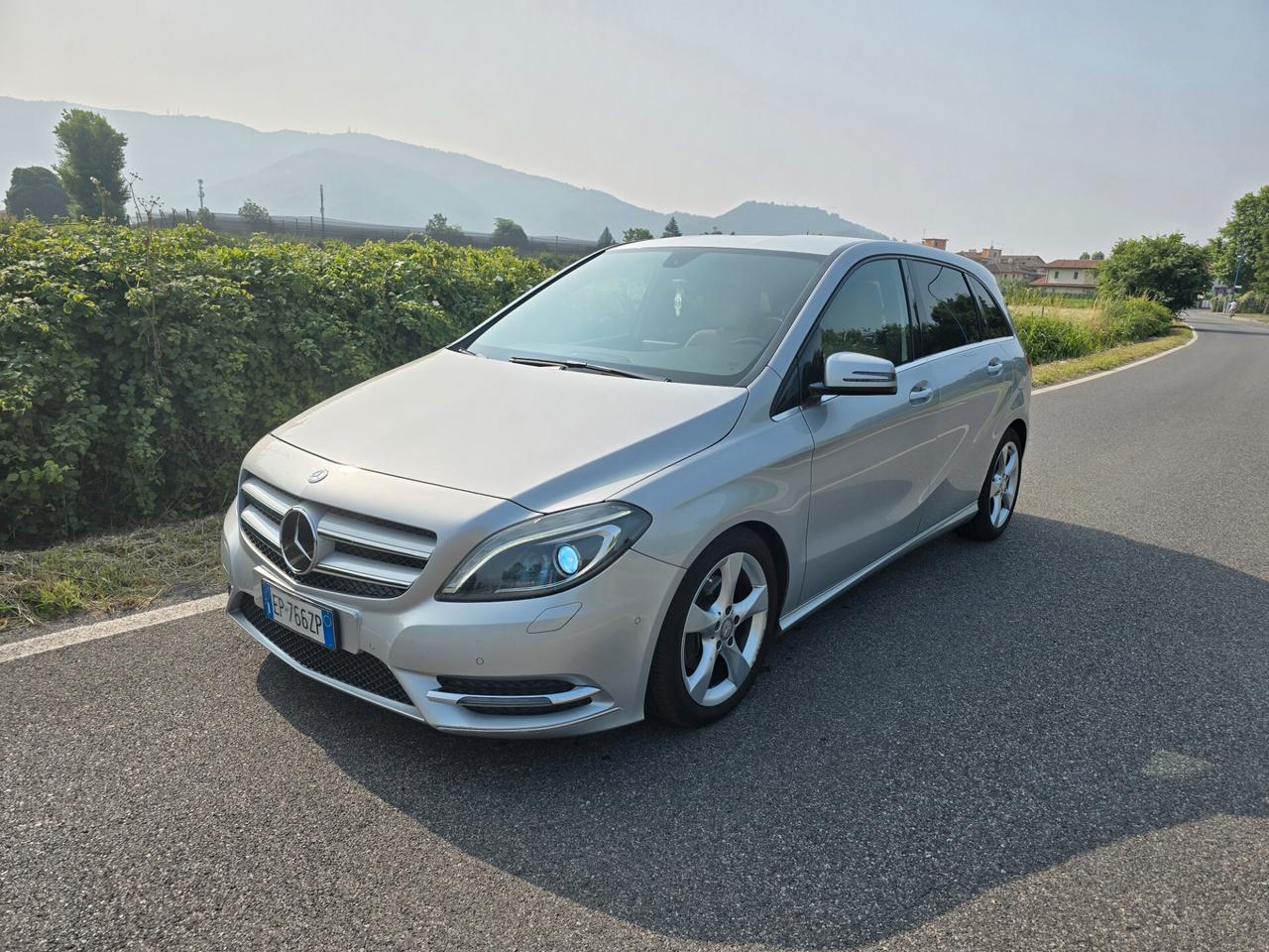 MERCEDES 180B AUTOMATICO "OK PER NEOPATENTATI"