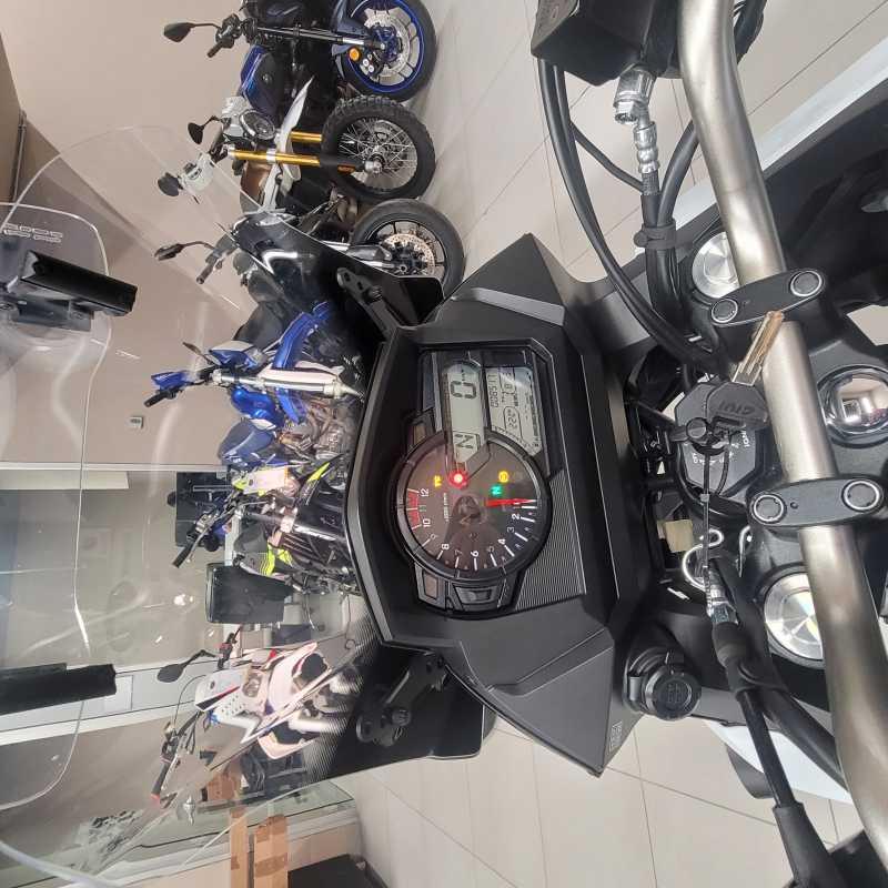 Suzuki V-Strom 650XT - 2021