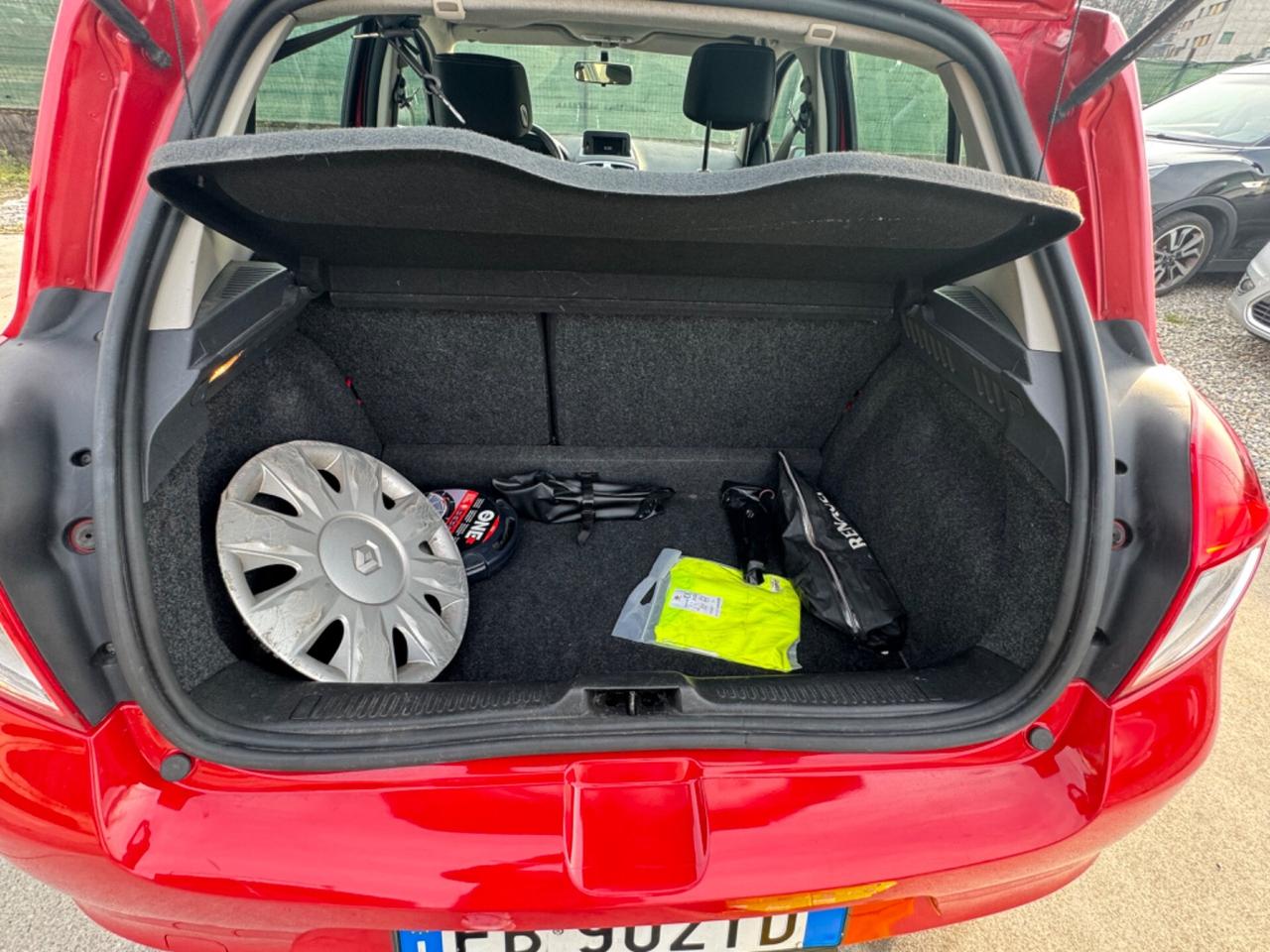 Renault Clio 1.2 16V 5 porte GPL Dynamique neopatentato