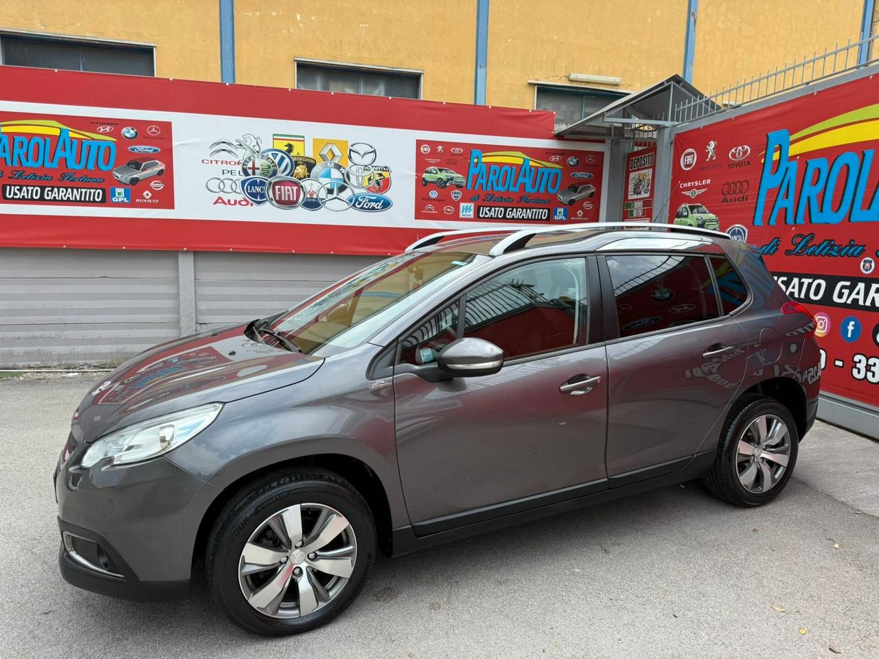 Peugeot 2008 1.6 e-HDi 92cv Urban Cross - 2014