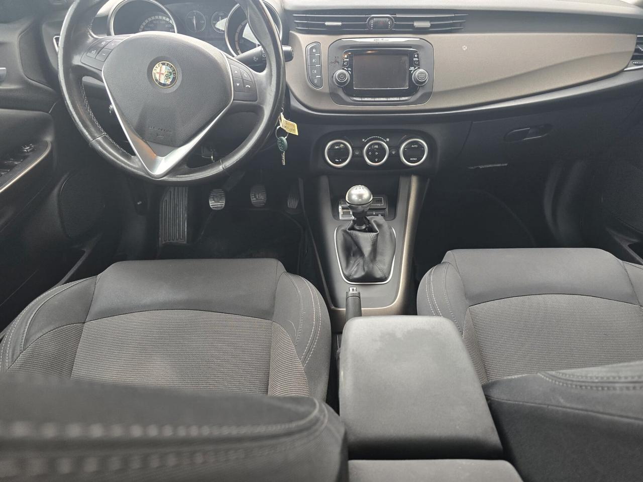 Alfa Romeo Giulietta 1.6 JTDm-2 105 CV Exclusive