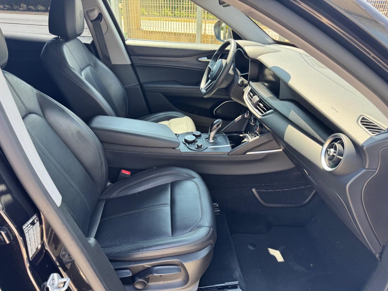 Alfa Romeo Stelvio 2.2 Turbodiesel 210 CV AT8 Q4 B-Tech