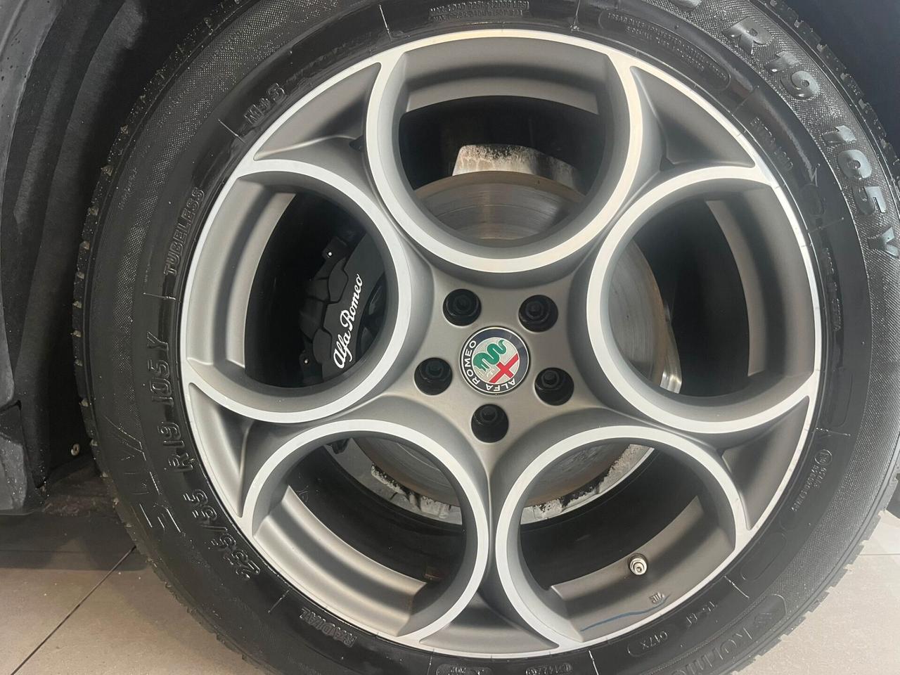 Alfa Romeo Stelvio 2.2 Turbodiesel 190 CV AT8 Q4 Sprint