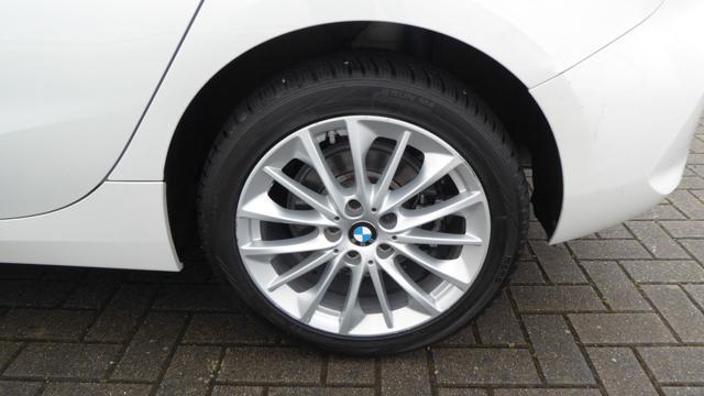 BMW 116 d 5p. Advantage Automatico