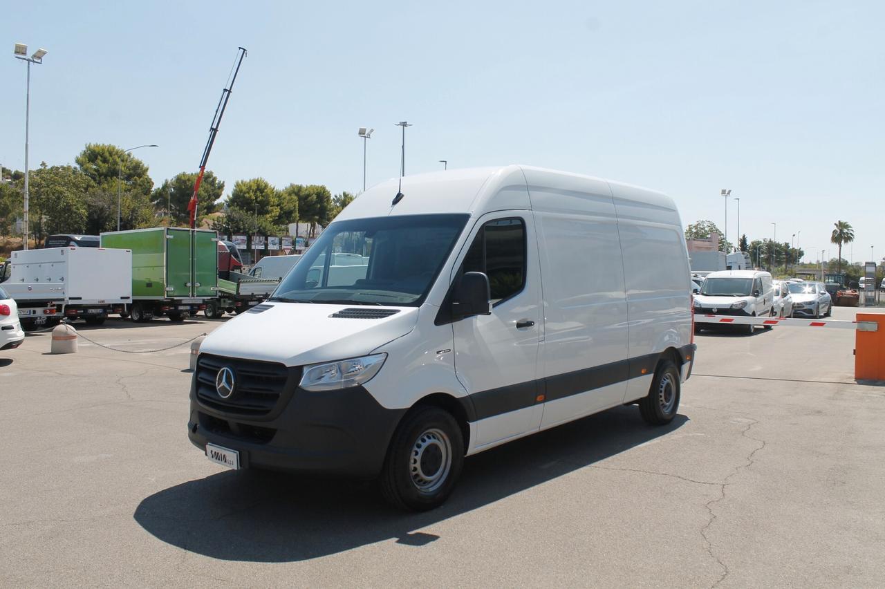 Mercedes-benz eSprinter Furgone 41 kWh L2H2