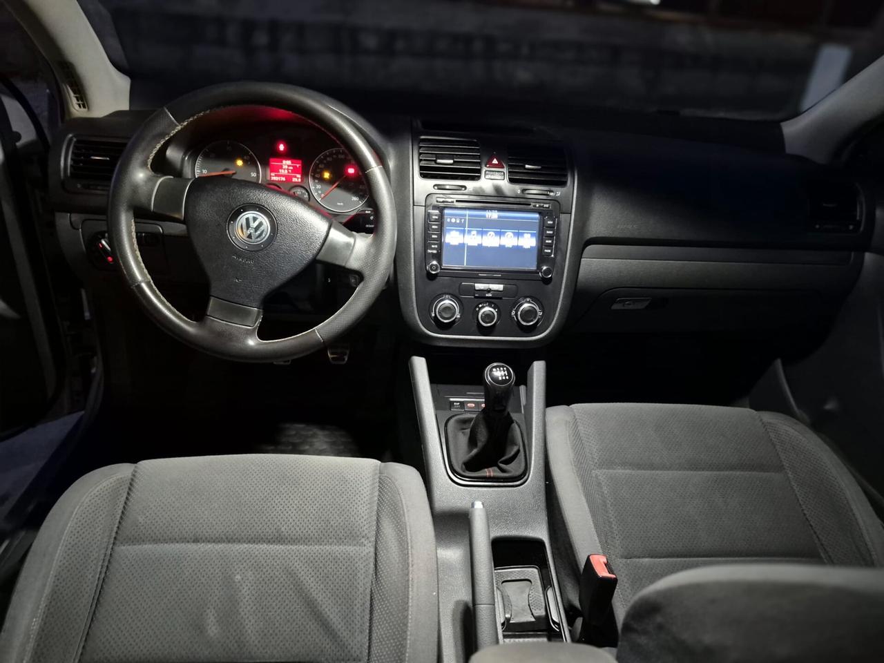 Volkswagen Golf 1.9 TDI DPF 5p. 5m. GT Sport