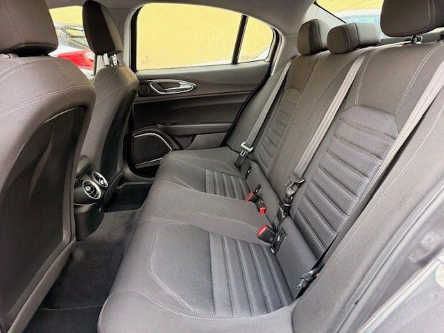 ALFA ROMEO Giulia 2.2 Turbodiesel 160 CV AT8 Business