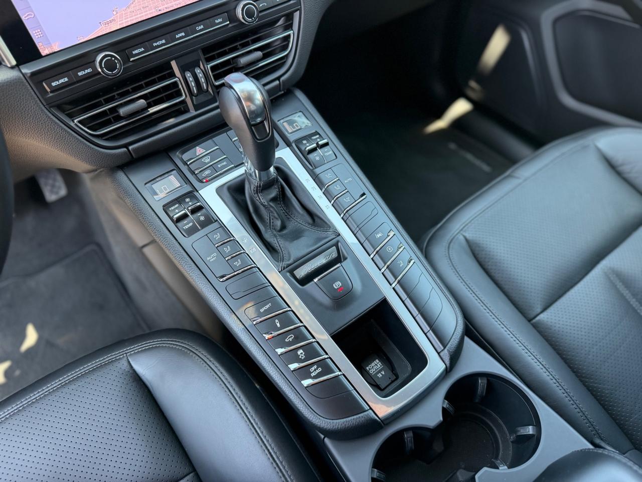 Porsche Macan 2.0 PDK 245 CV