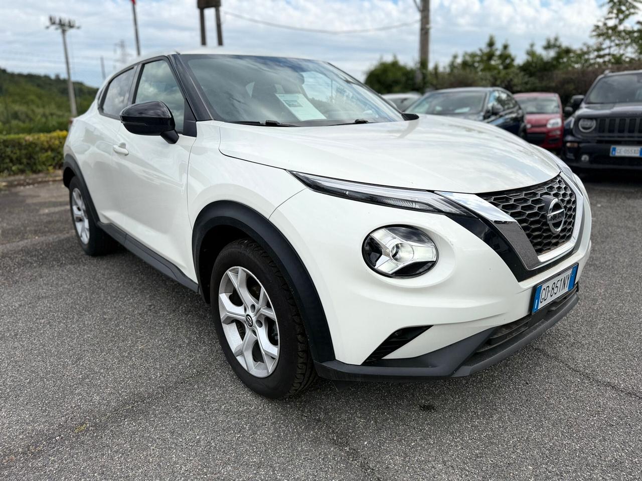 Nissan Juke 1.0 DIG-T 114 CV N-Connecta