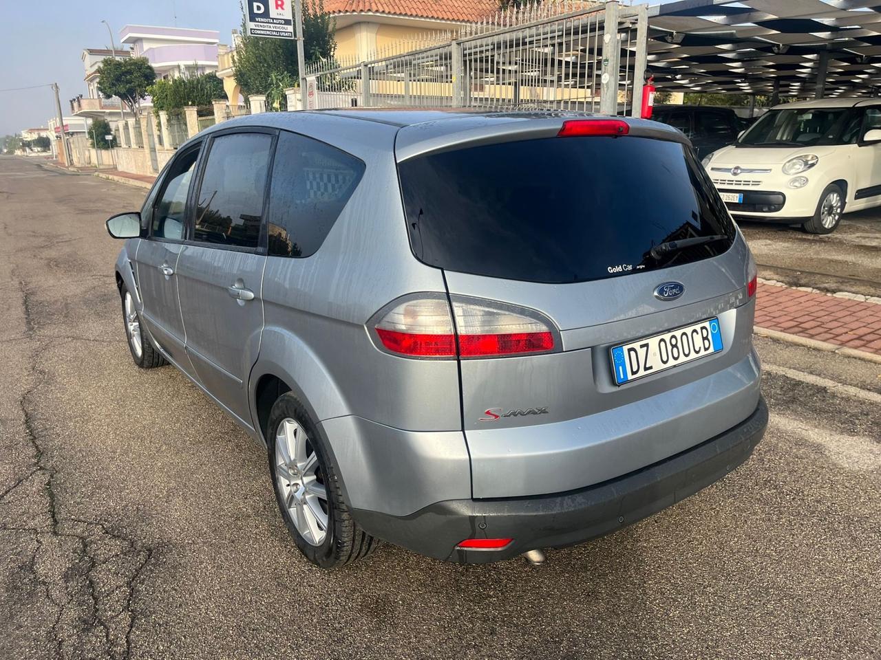 Ford S-Max 2.0 TDCi 140CV Titanium Unipro